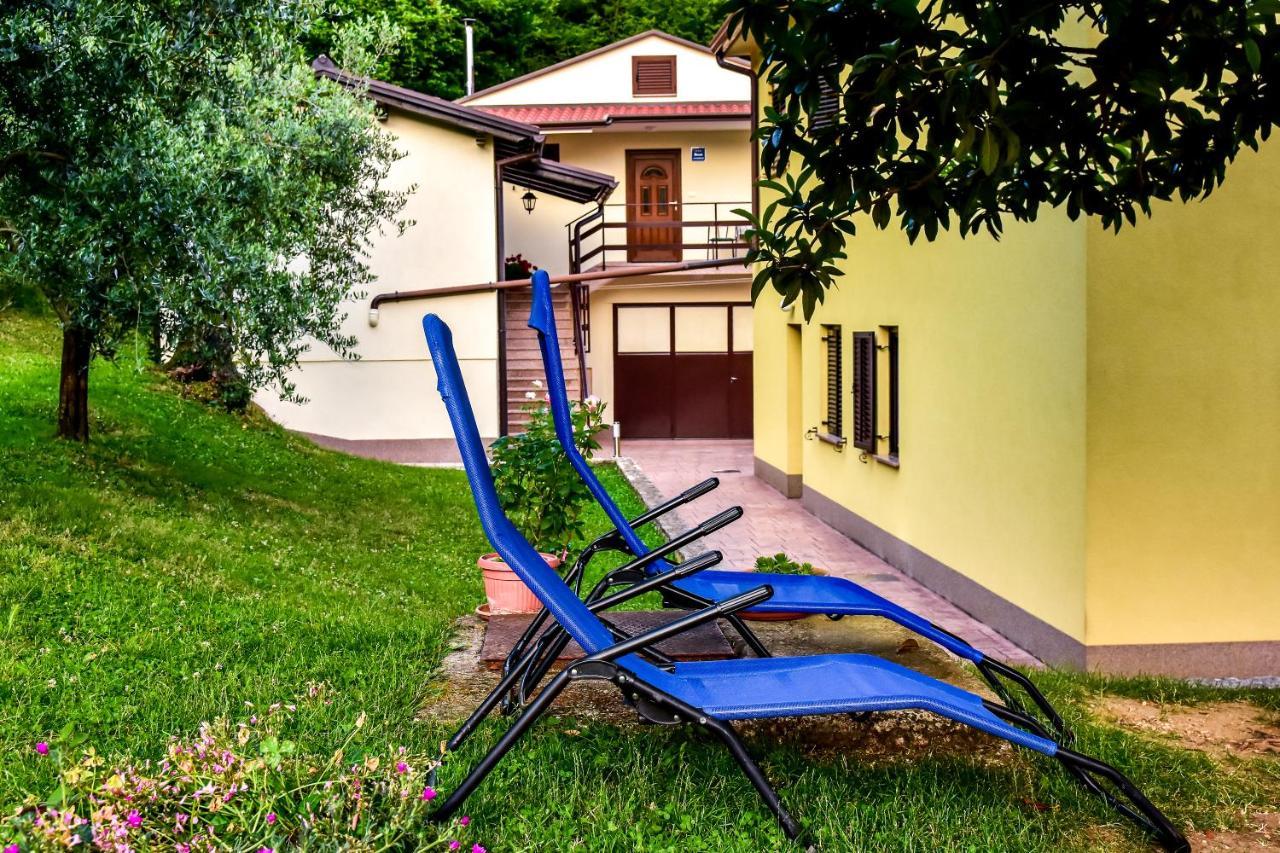 Apartman Koraca Roč Exterior foto